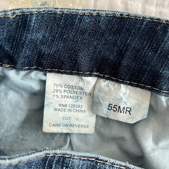 Jean Skirt With Front Slit - Picture 5 of 5